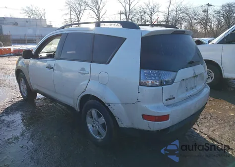 2008 Mitsubishi Outlander Es z USA, uszkodzony, nr VIN JA4LT21W08Z006224